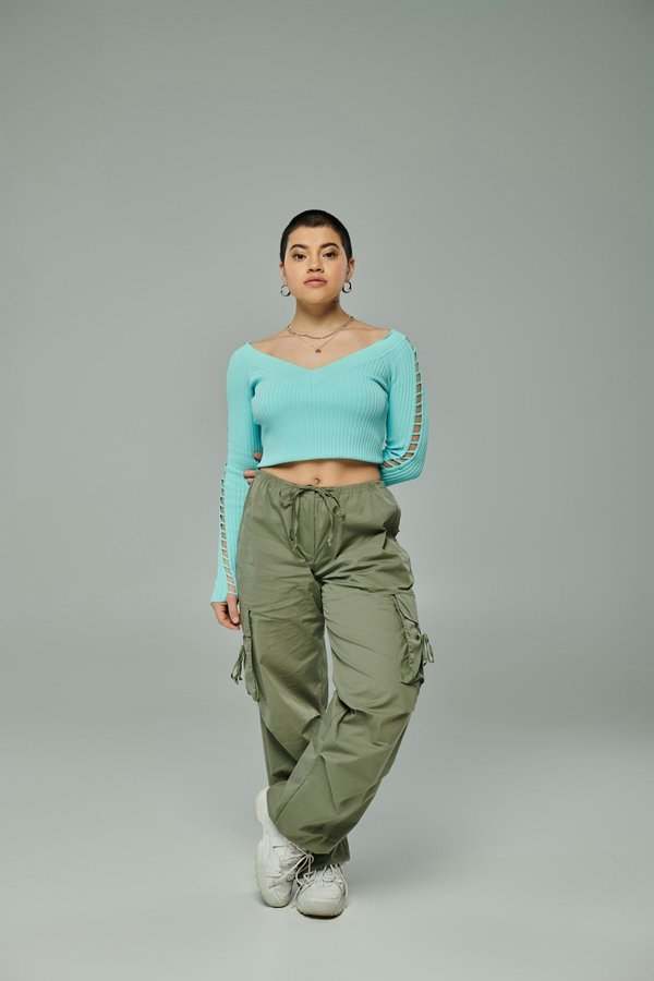 Pantalon cargo femme : le style tendance et pratique à découvrir